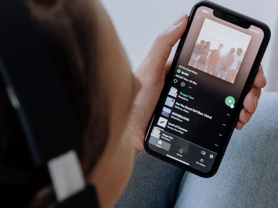 Spotify Playlist on Android Phone