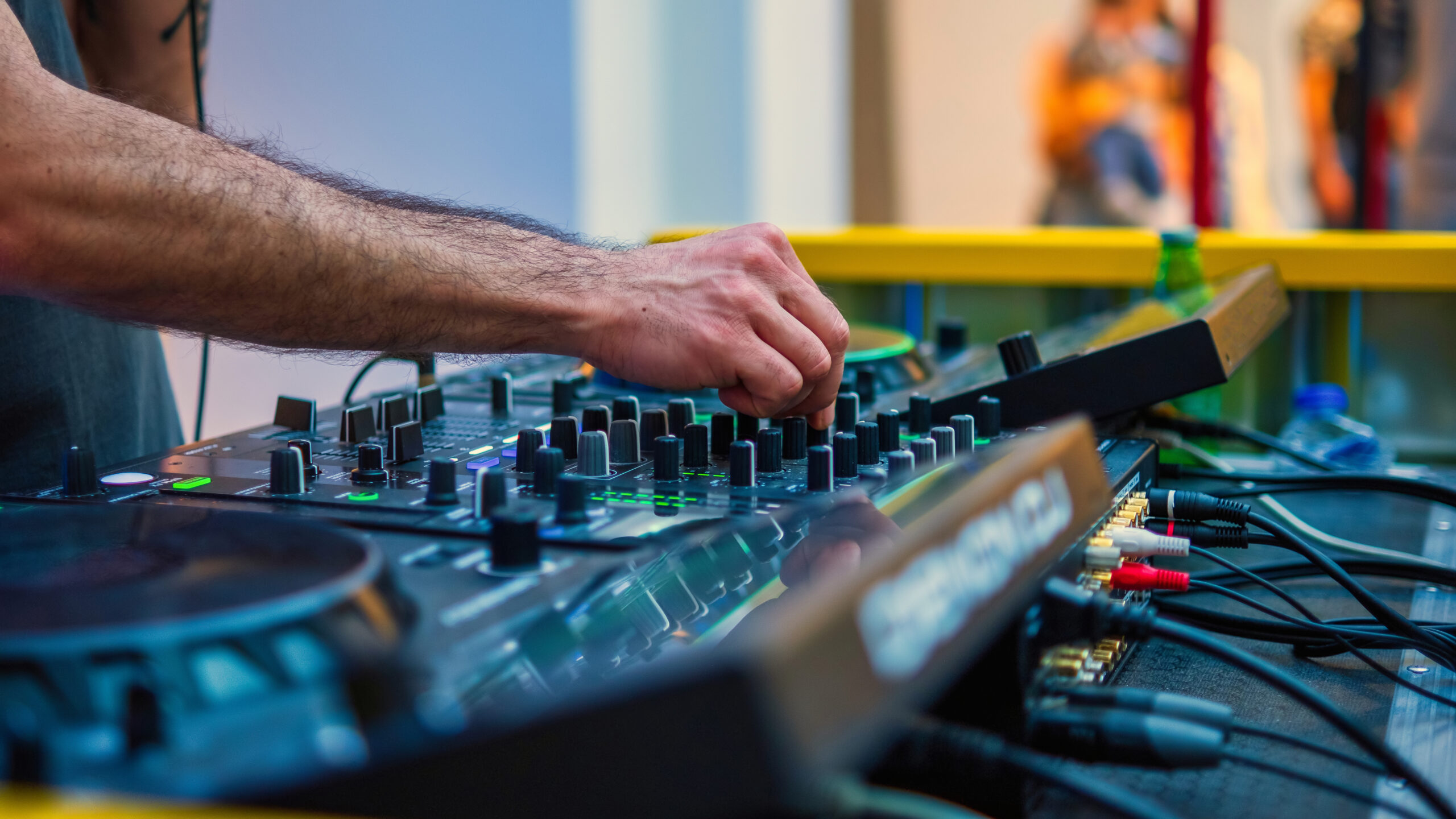 How to Mix Music A Beginner's Guide to Balancing Sound Buy Real Streams